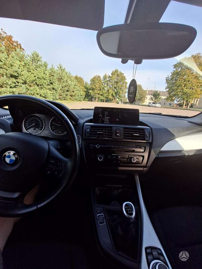 BMW 118, 2.0 l., Хэтчбек