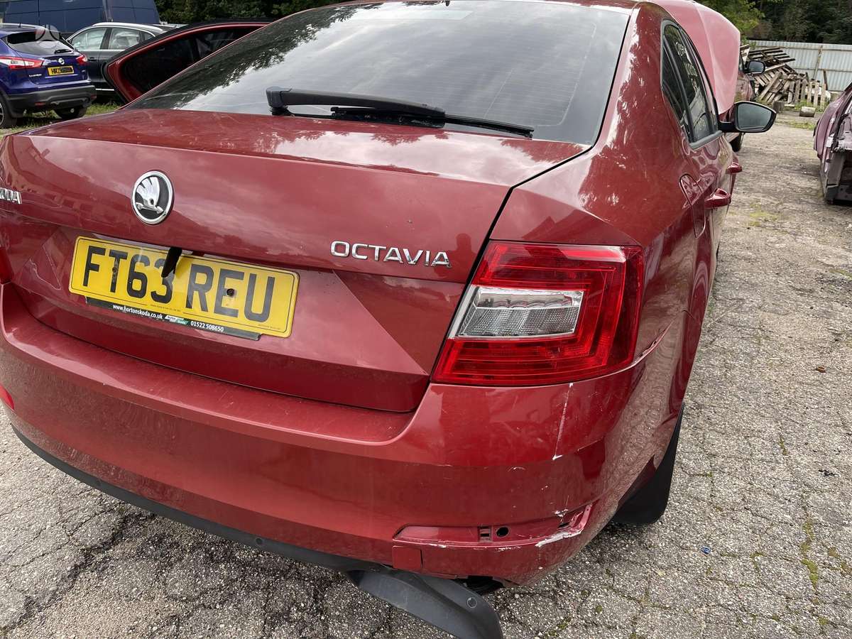 Skoda Octavia for parts