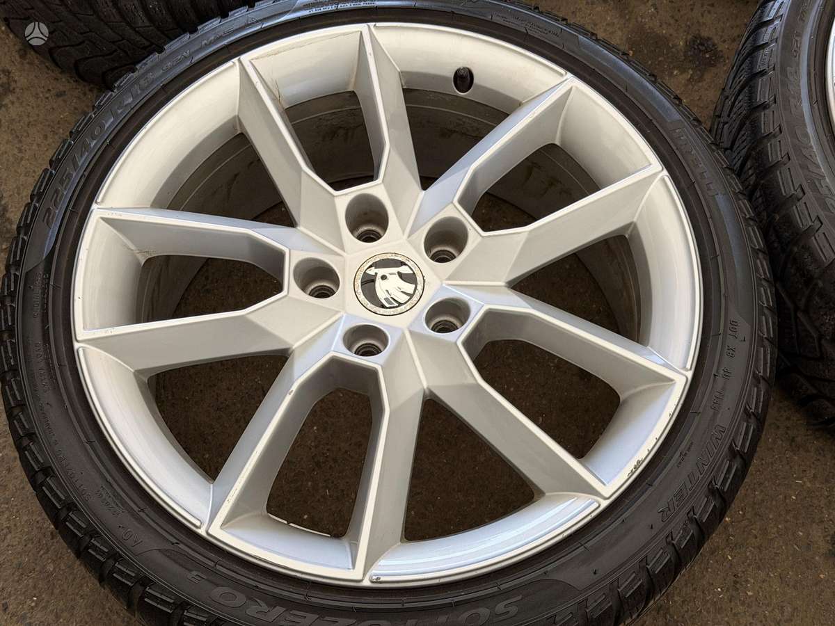 Skoda, lengvojo lydinio, R18