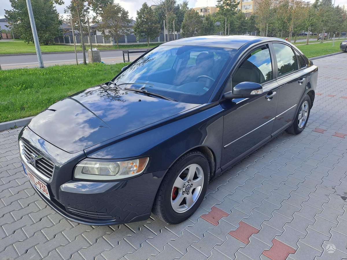Volvo S40, 1.6 l., Седан