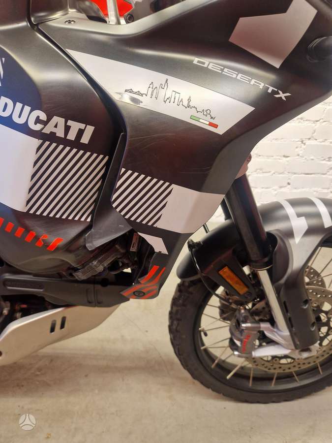 Ducati DesertX 937cc, enduro / adventure