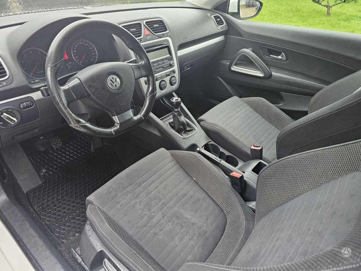Volkswagen Scirocco, 1.4 l., Хэтчбек