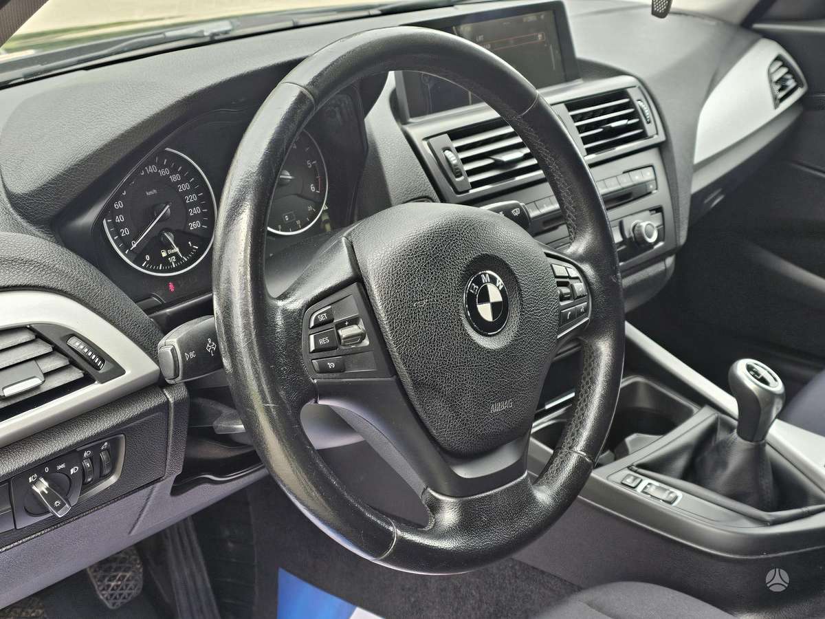 BMW 116, 2.0 l., Хэтчбек