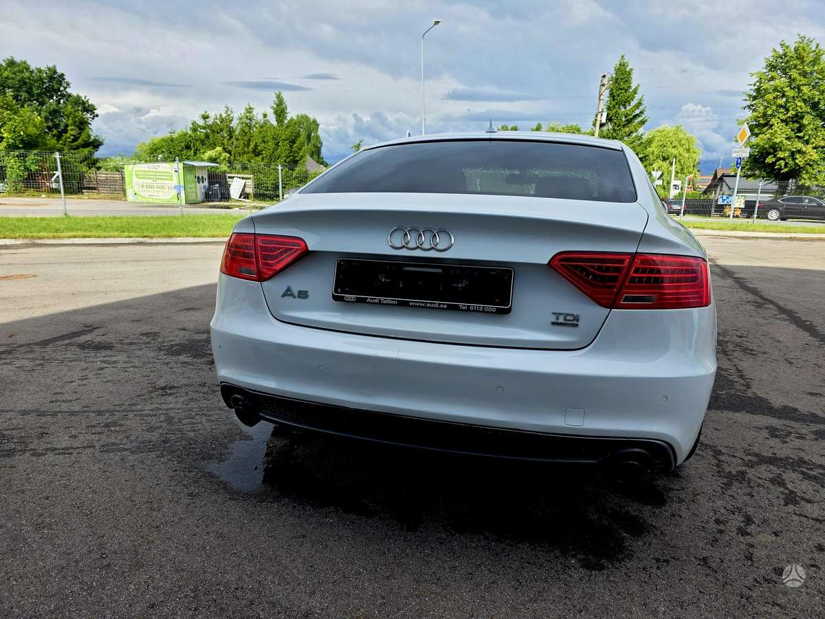 Audi A5, 3.0 l., Седан