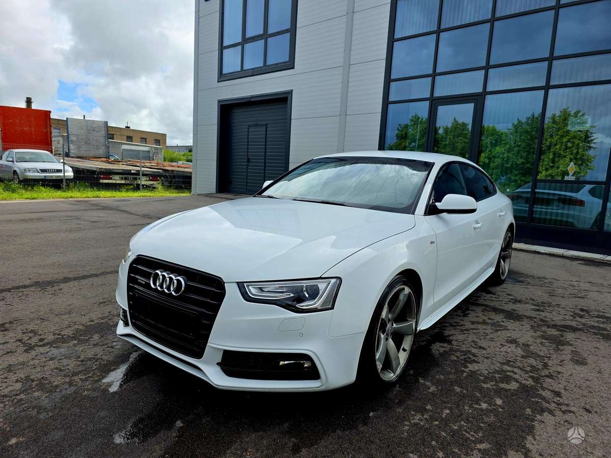 Audi A5, 3.0 l., sedanas