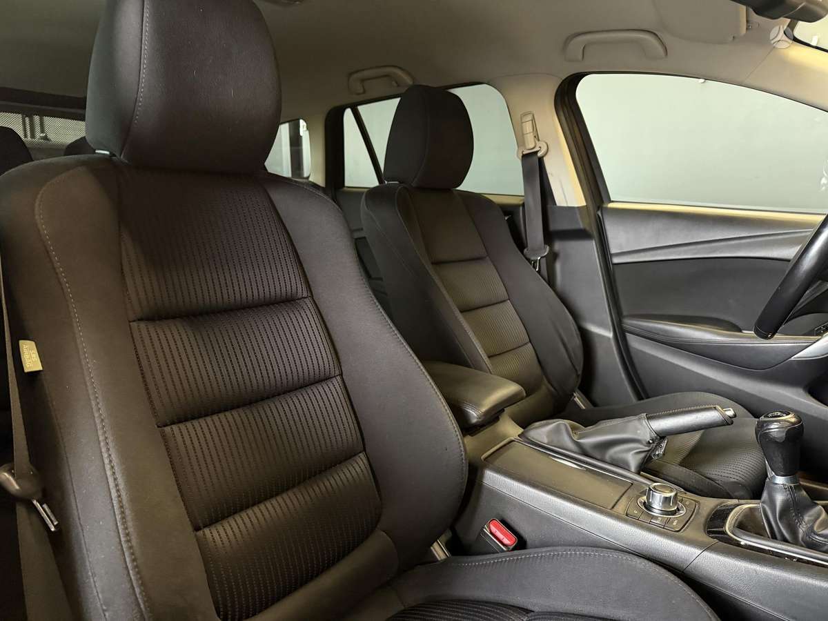 Mazda 6, 2.2 l., universalas