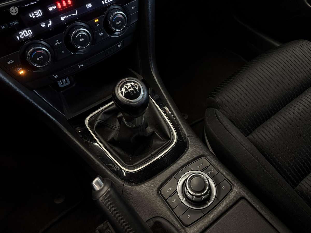 Mazda 6, 2.2 l., universalas