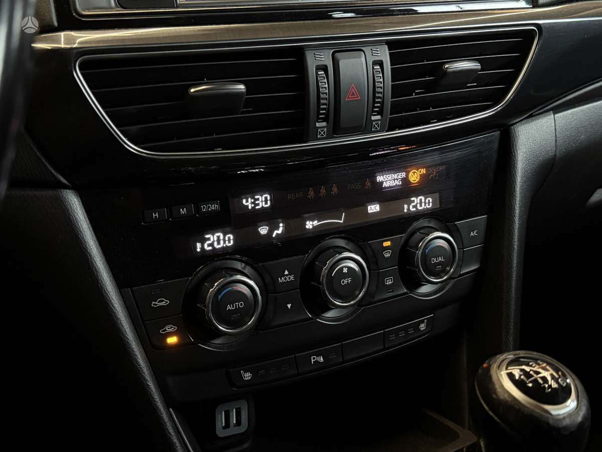 Mazda 6, 2.2 l., universalas