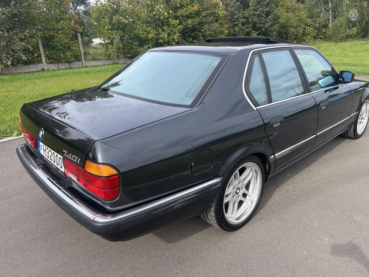 BMW 740, 4.0 l., Седан