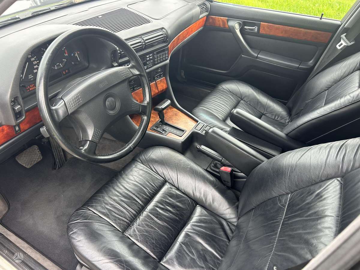 BMW 740, 4.0 l., Седан