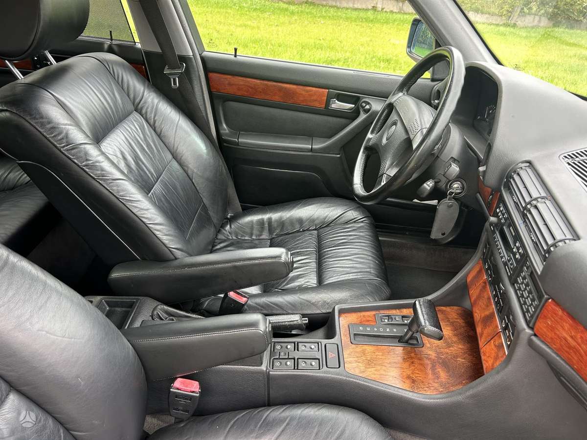 BMW 740, 4.0 l., Седан