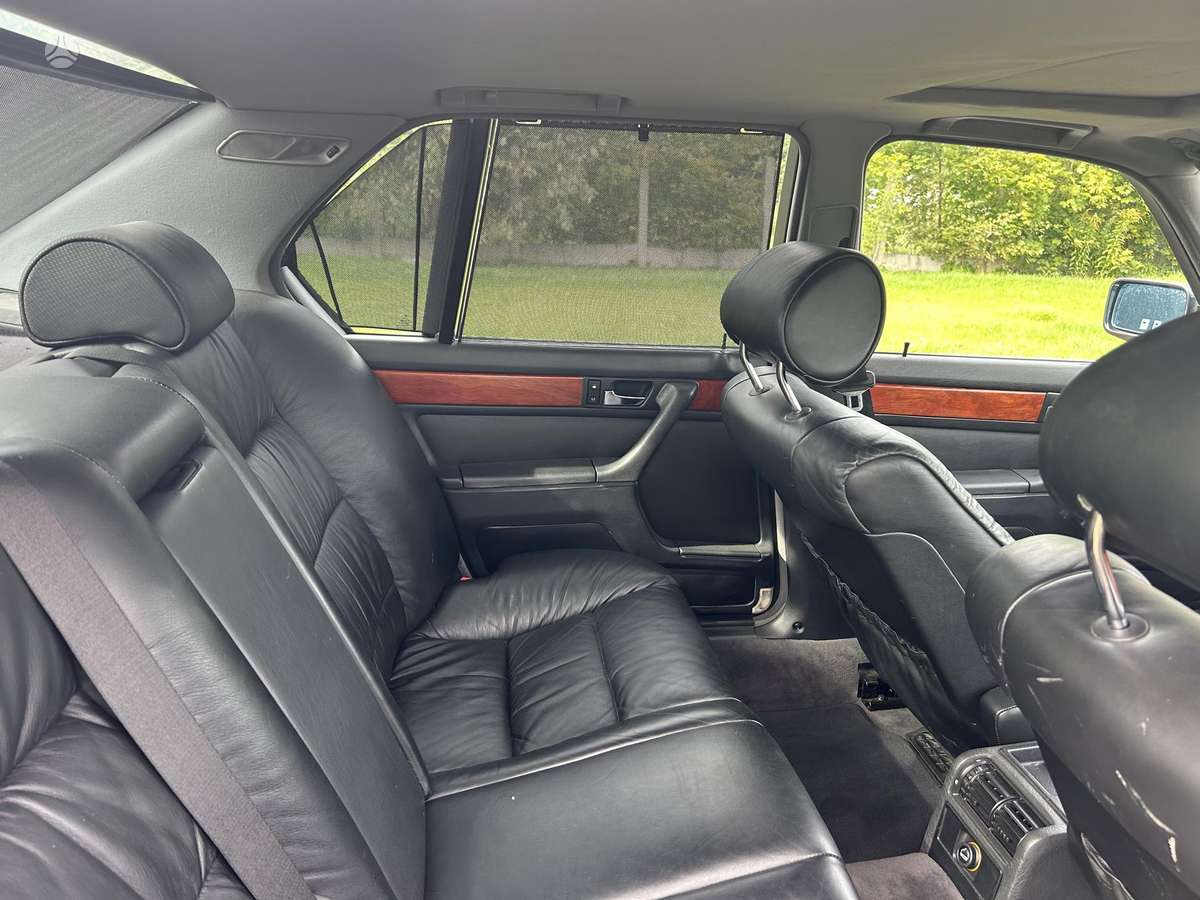 BMW 740, 4.0 l., Седан