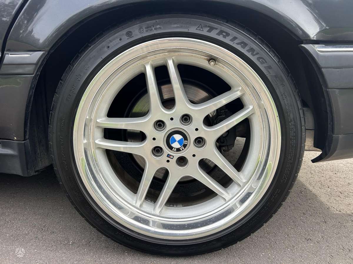 BMW 740, 4.0 l., Седан