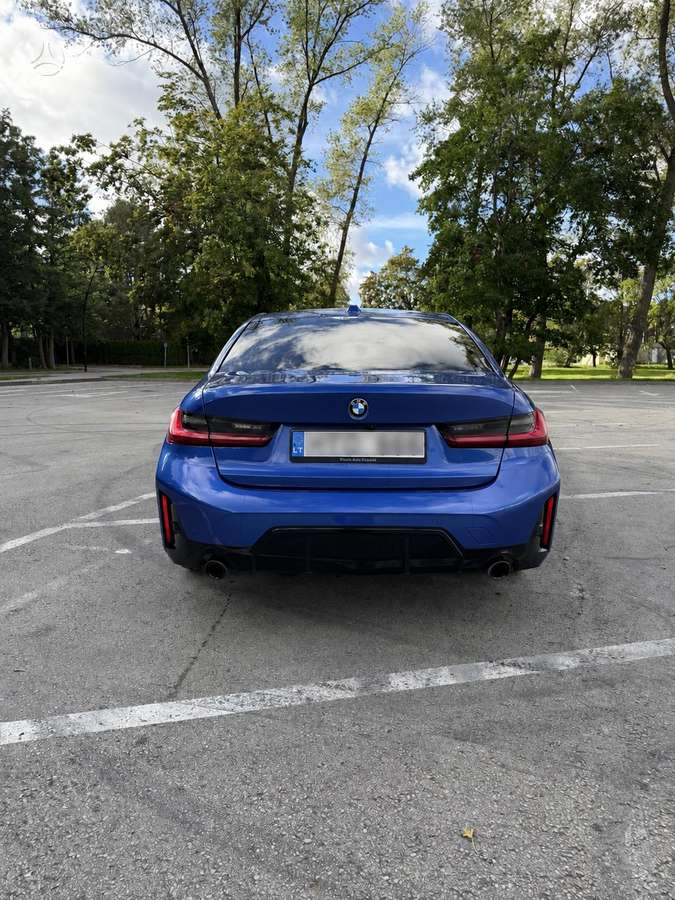 BMW 318, 2.0 l., Седан