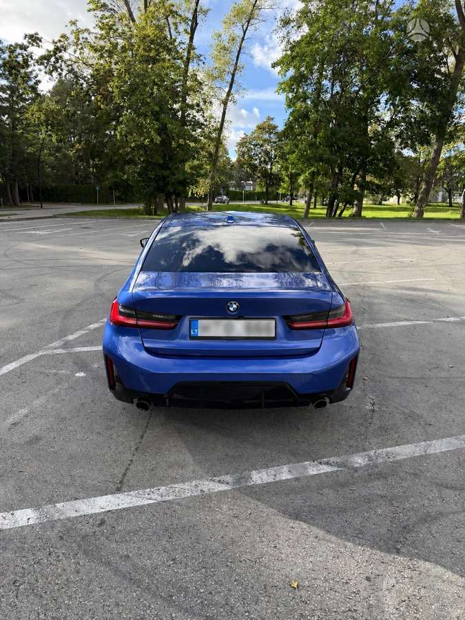 BMW 318, 2.0 l., Седан
