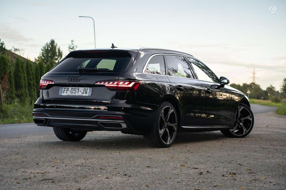 Audi A4, 2.0 l., Универсал