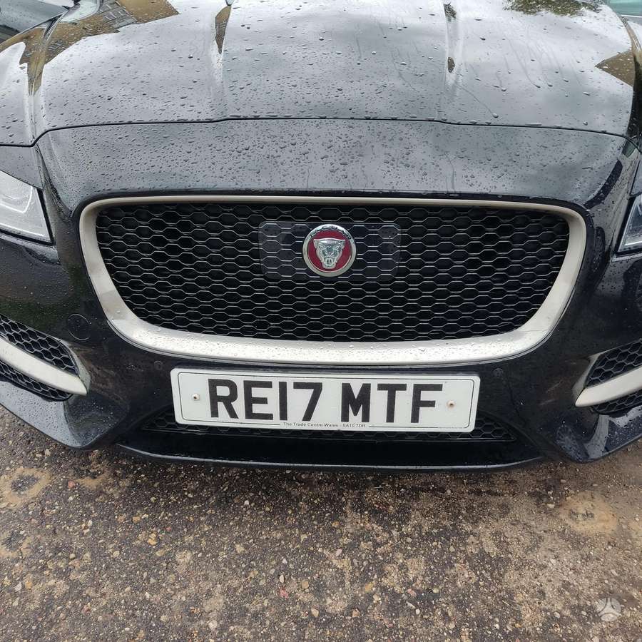 Jaguar XF, 2.0 l., Седан