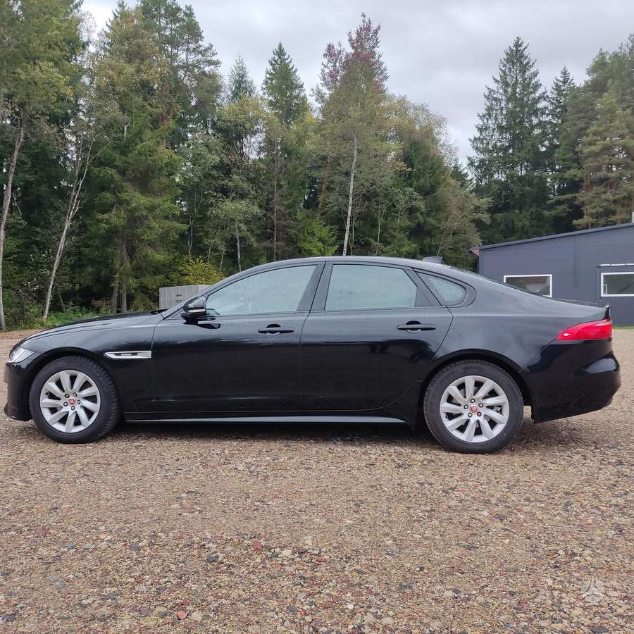 Jaguar XF, 2.0 l., Седан