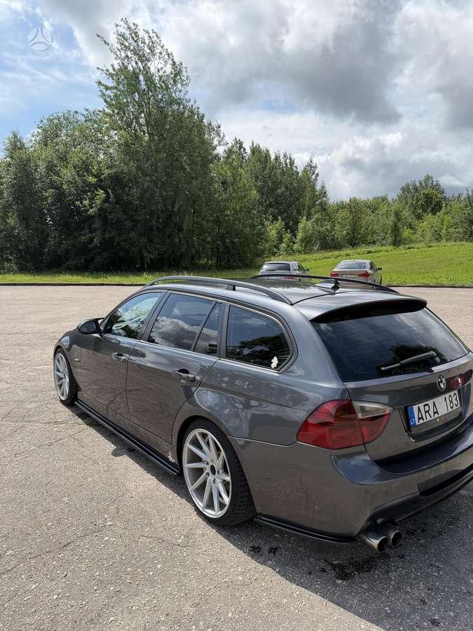 BMW 318, 2.0 l., wagon