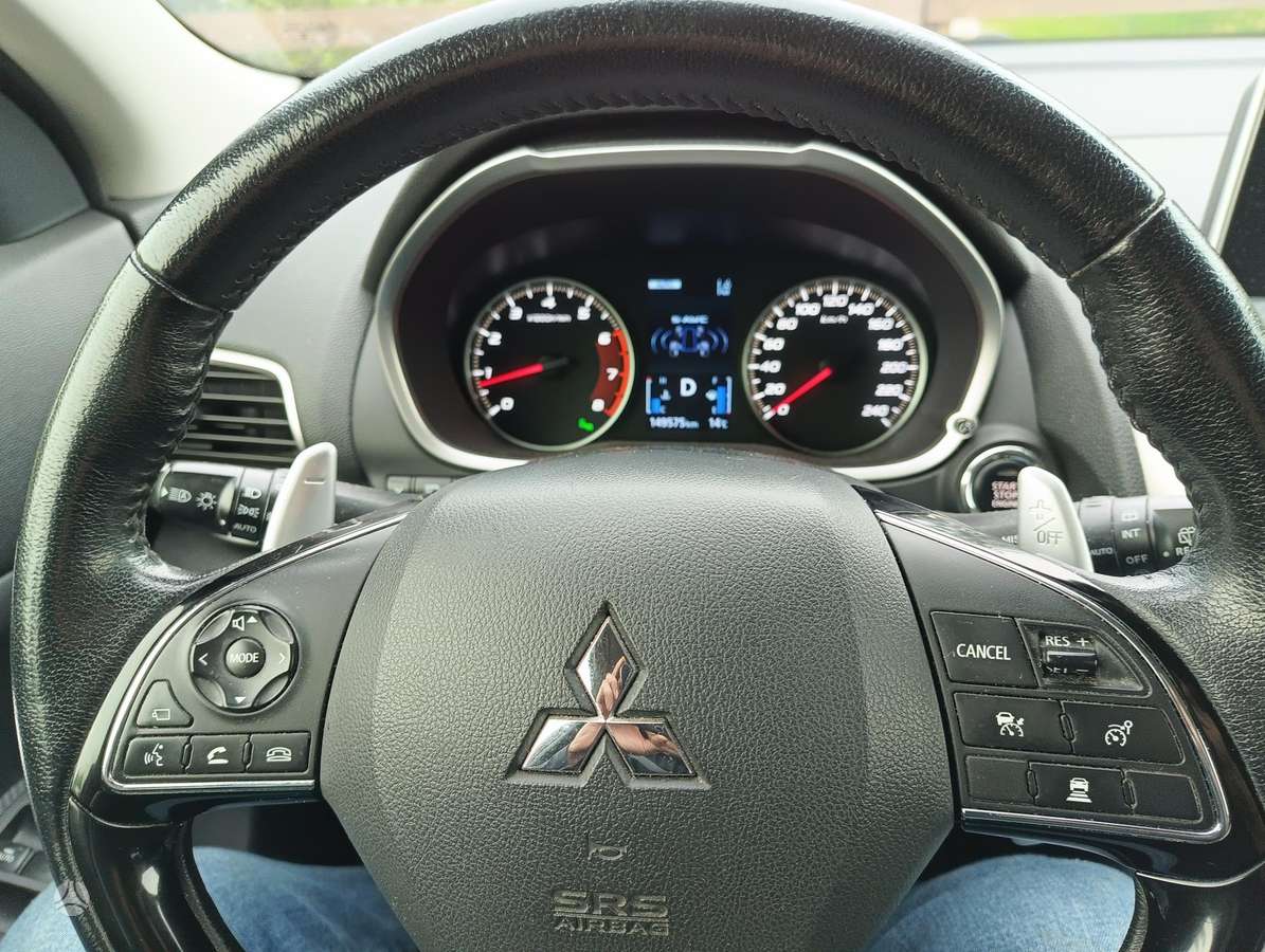 Mitsubishi Eclipse Cross, 1.5 l., Внедорожник / Кроссовер