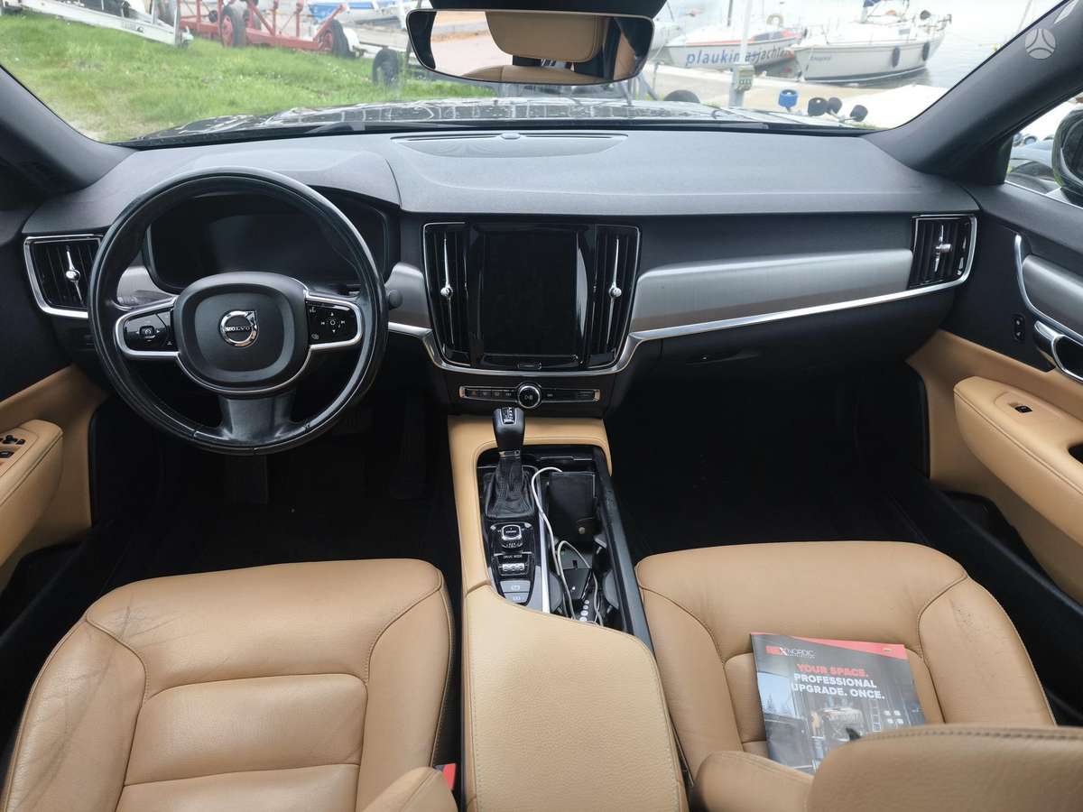 Volvo S90, 2.0 l., Седан