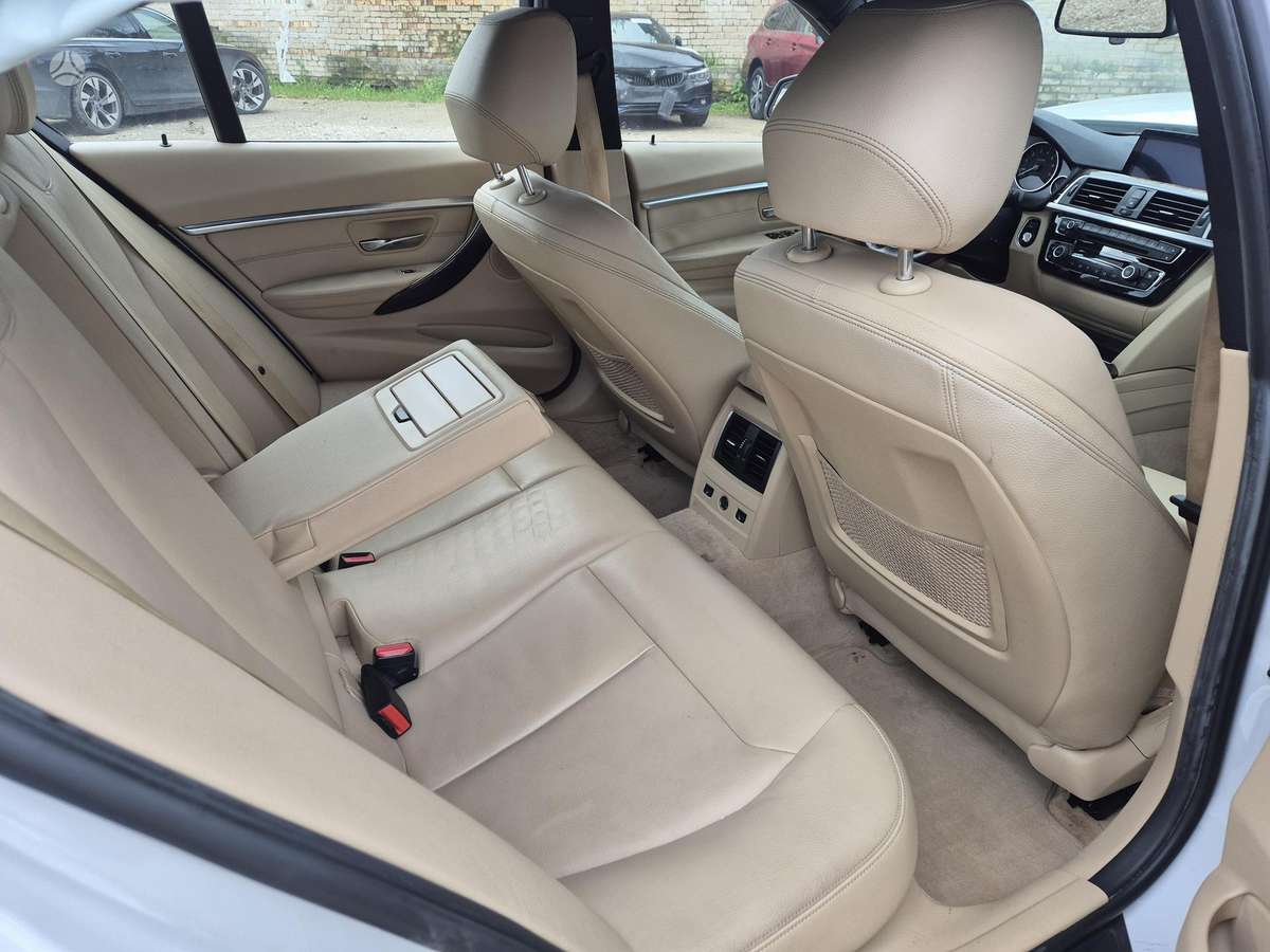 BMW 328, 2.0 l., Седан