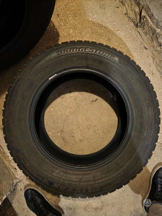 Bridgestone Blizzak, universalios 265/60 R18