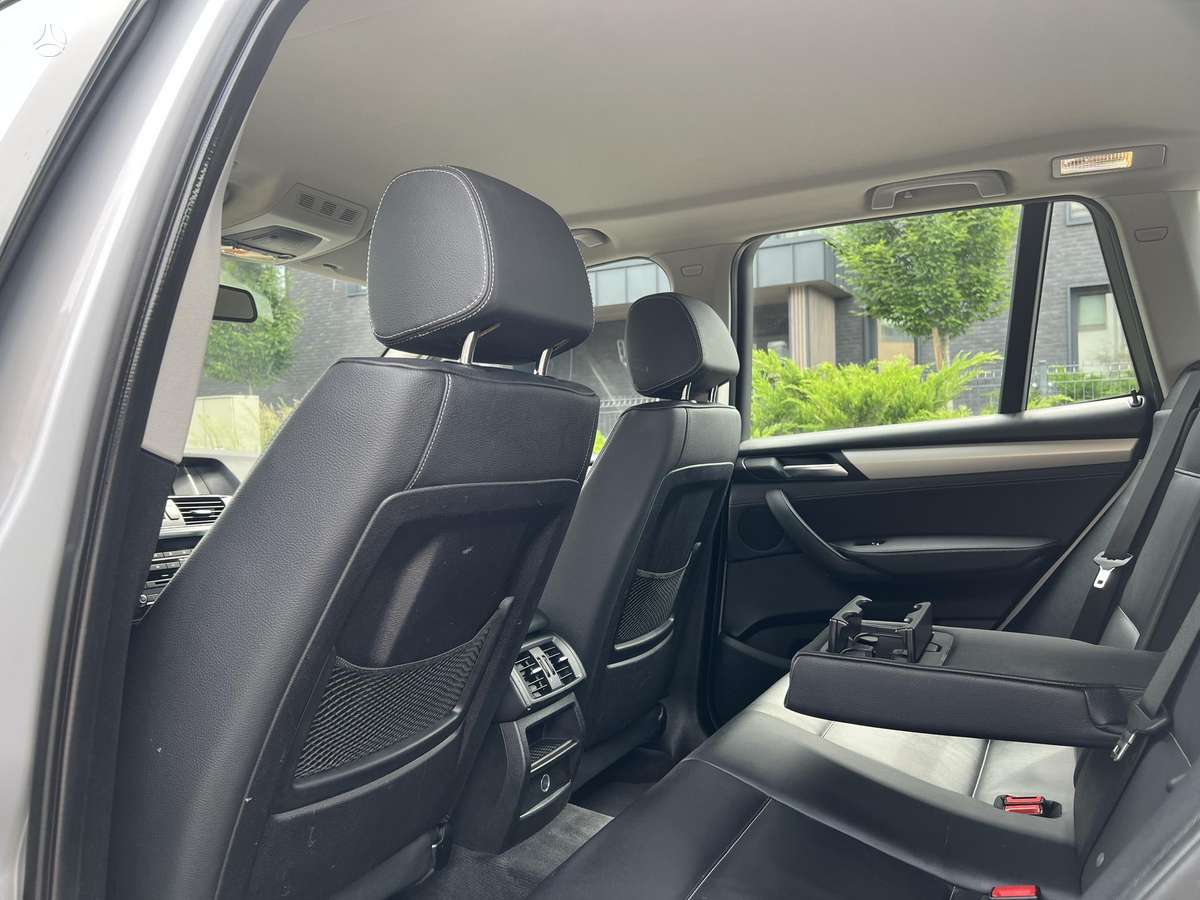 BMW X3, 2.0 l., off-road / crossover
