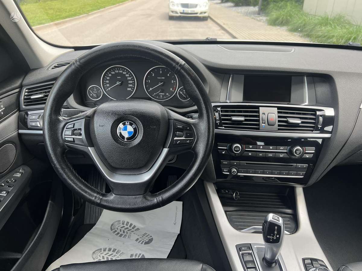 BMW X3, 2.0 l., off-road / crossover