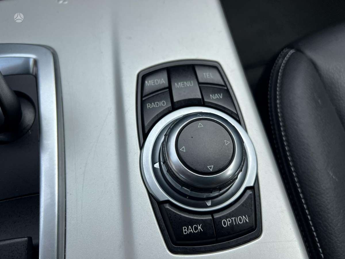 BMW X3, 2.0 l., off-road / crossover
