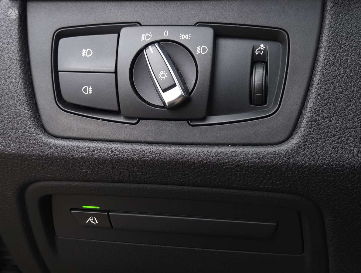 BMW 320, 2.0 l., Седан