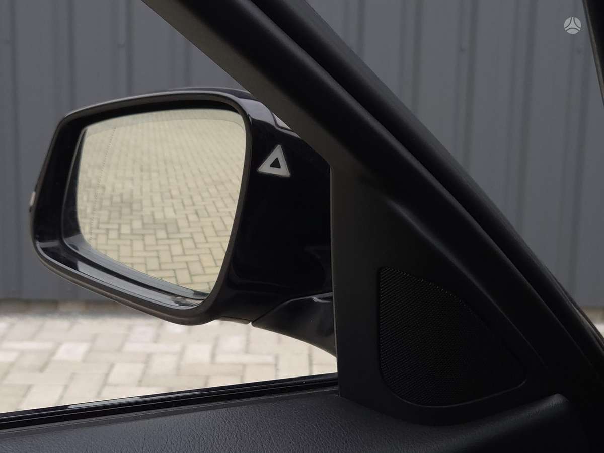 BMW 320, 2.0 l., Седан