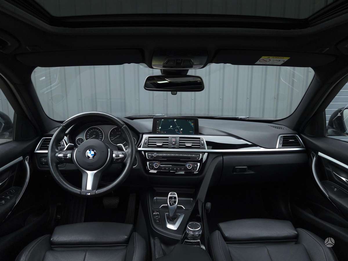 BMW 320, 2.0 l., Седан