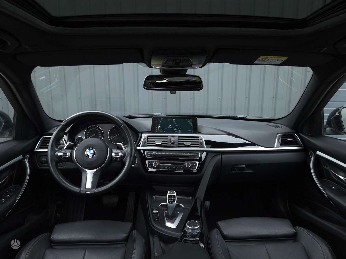 BMW 320, 2.0 l., Седан