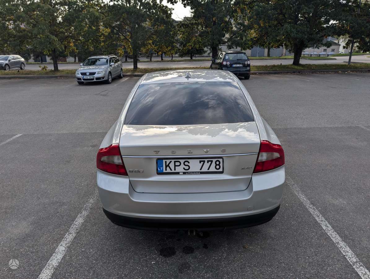Volvo S80, 2.4 l., Седан