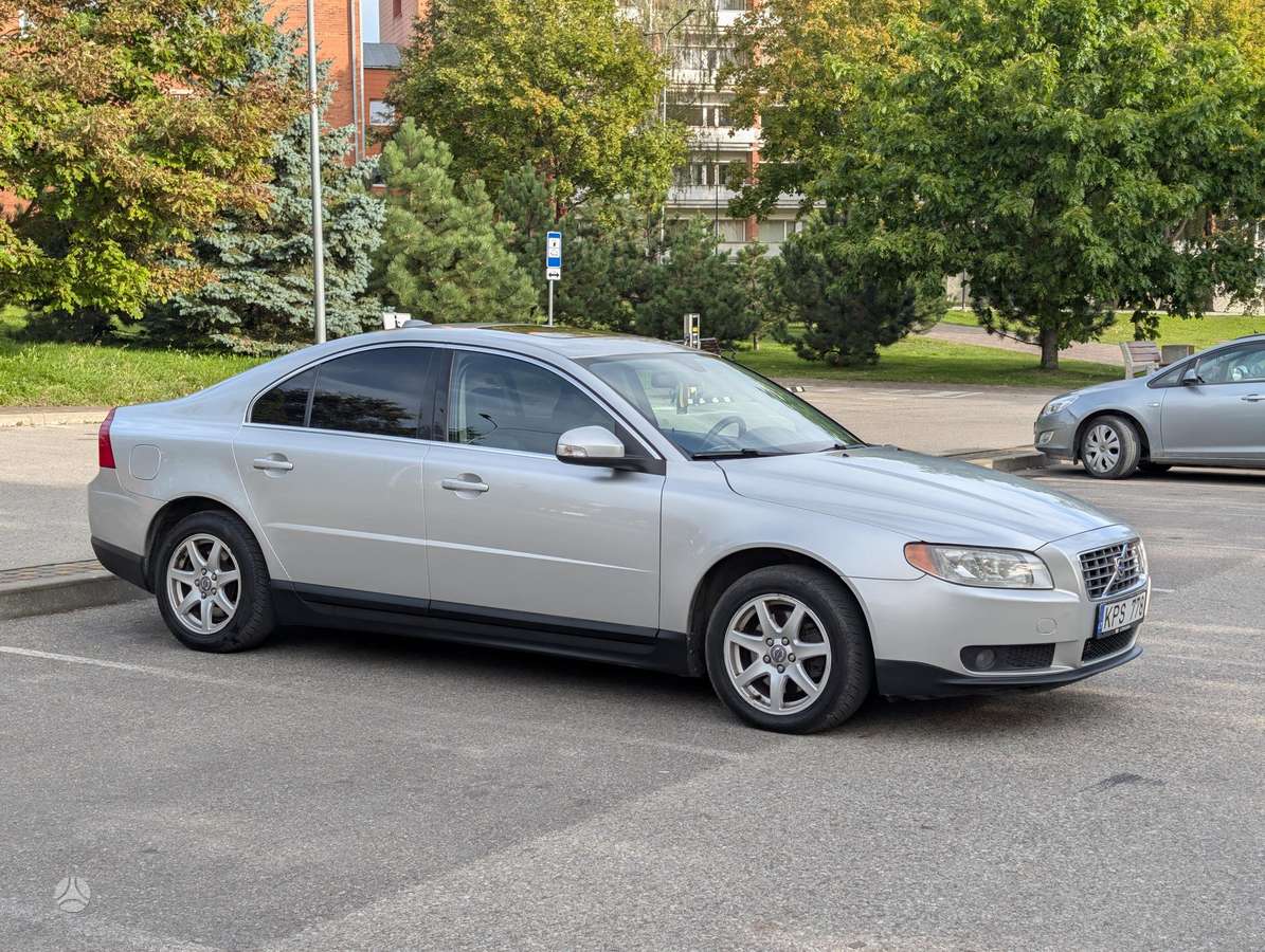 Volvo S80, 2.4 l., Седан