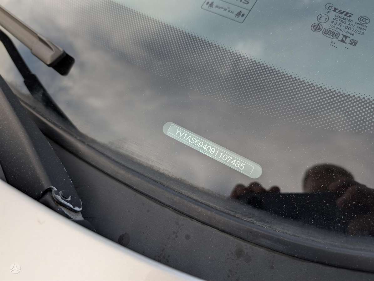 Volvo S80, 2.4 l., Седан