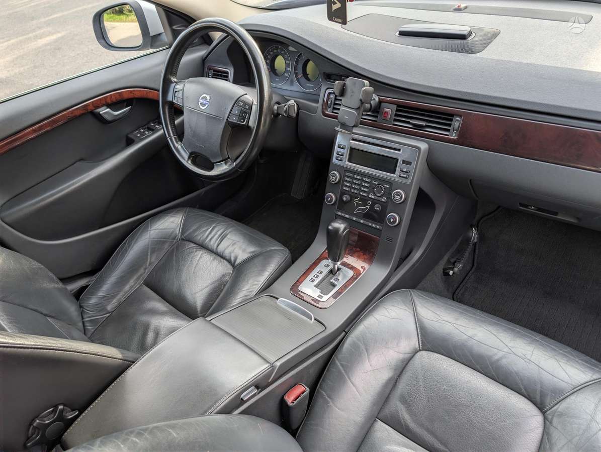 Volvo S80, 2.4 l., Седан