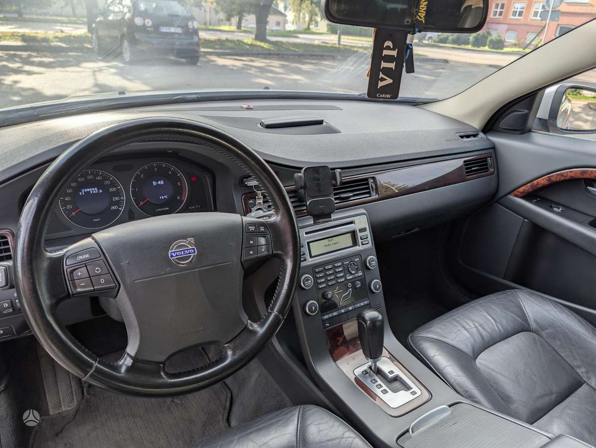 Volvo S80, 2.4 l., Седан