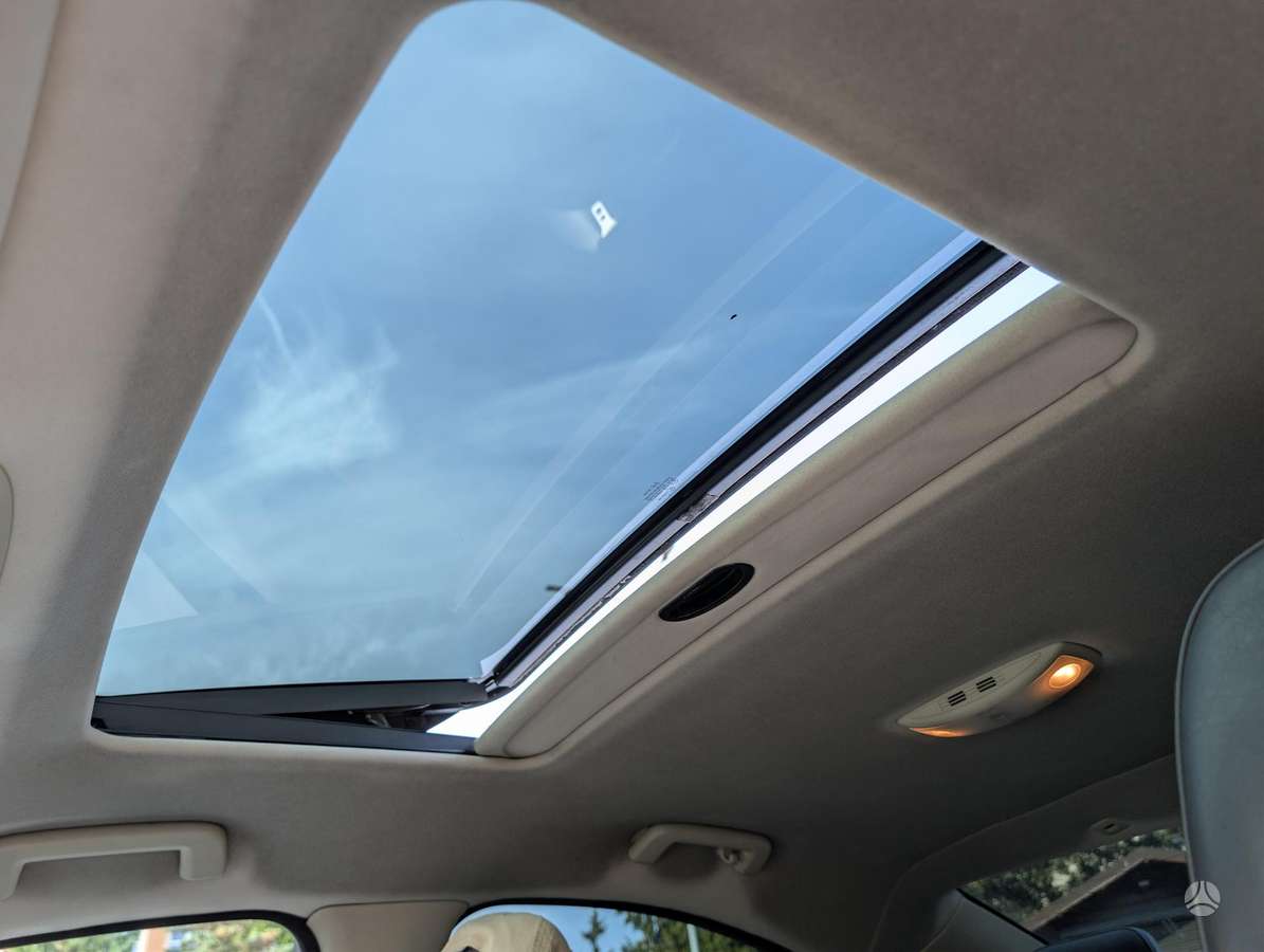 Volvo S80, 2.4 l., Седан