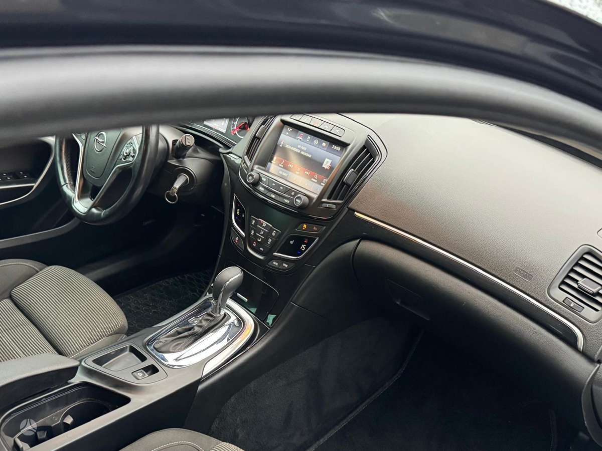 Opel Insignia, 2.0 l., Универсал