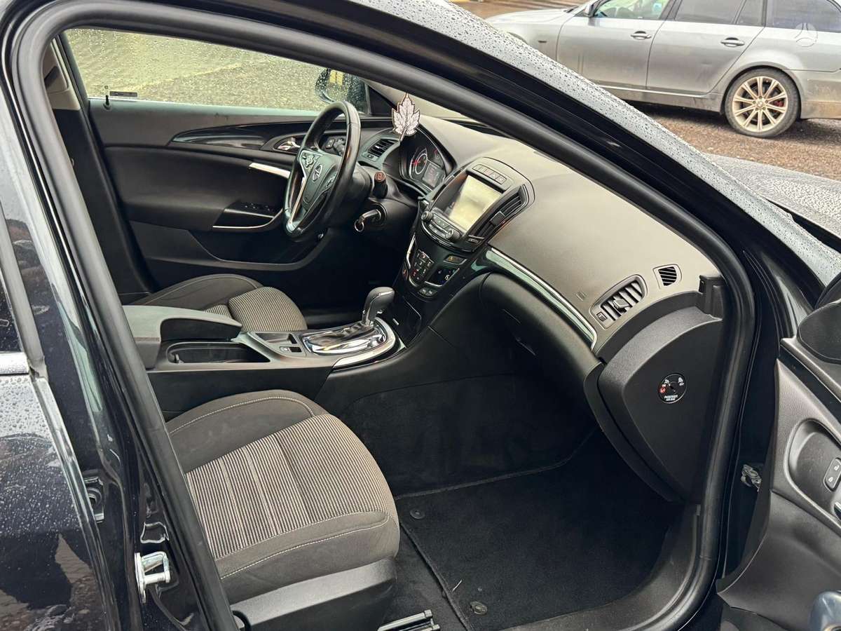 Opel Insignia, 2.0 l., Универсал