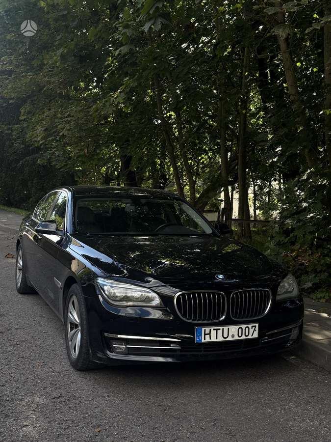 BMW 730, 3.0 l., Седан