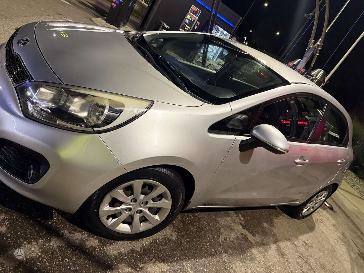 Kia Rio, 1.1 l., Хэтчбек