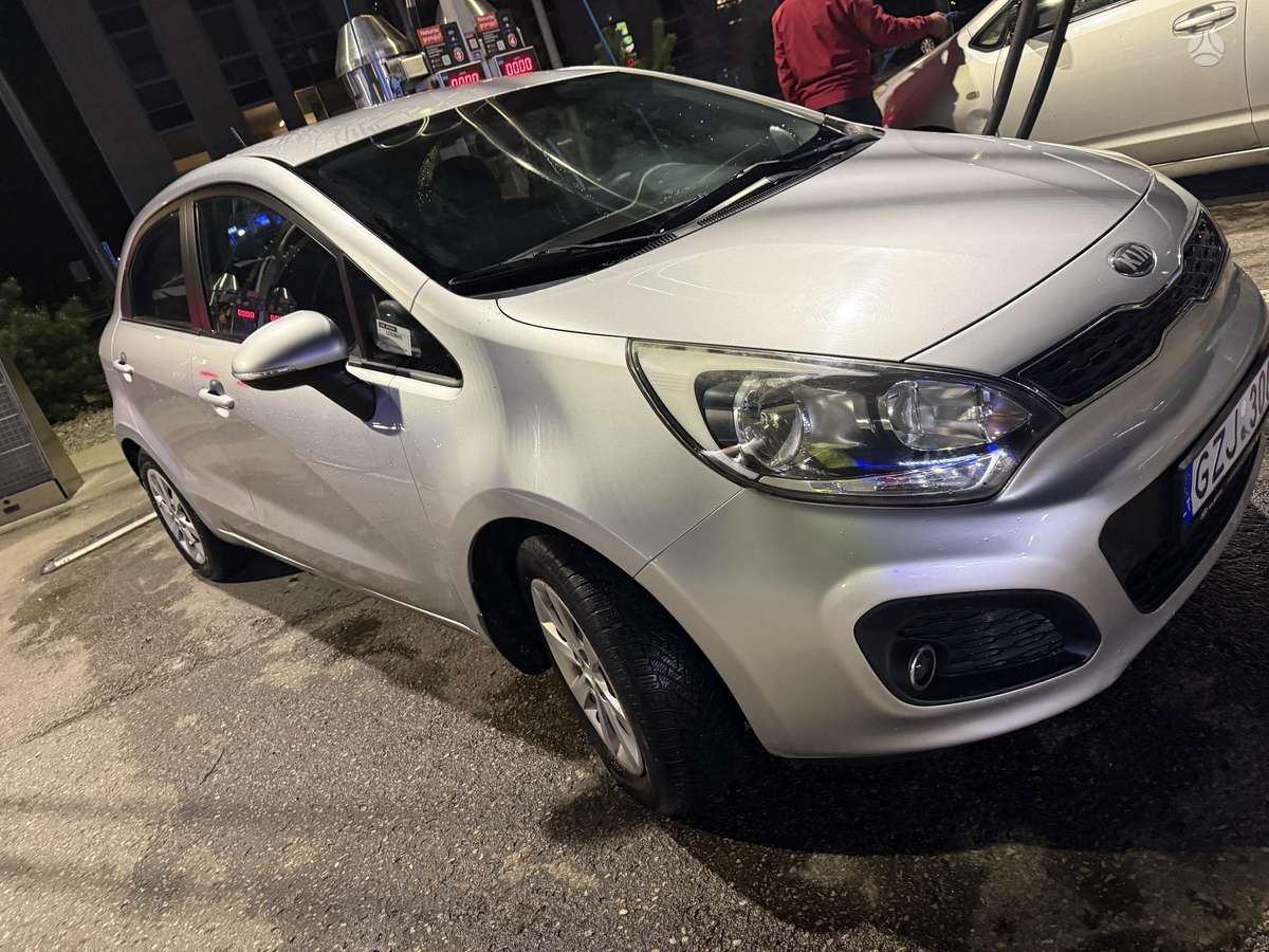 Kia Rio, 1.1 l., Хэтчбек