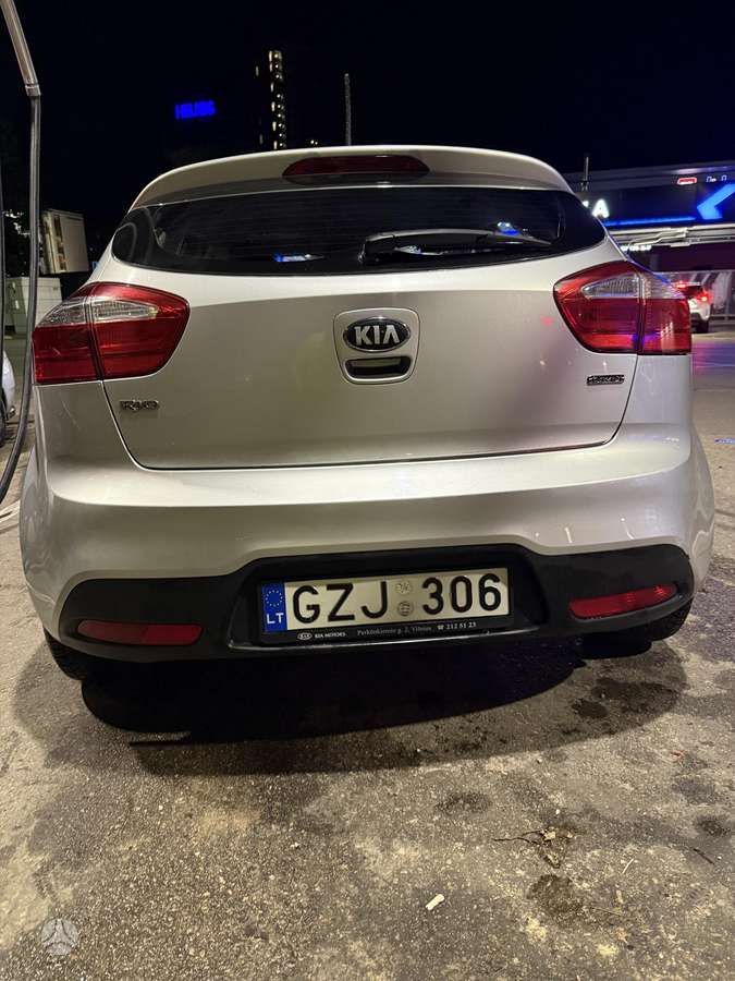 Kia Rio, 1.1 l., Хэтчбек