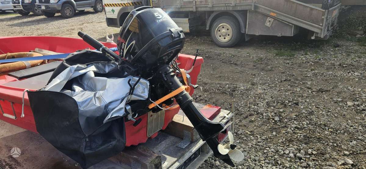 Tur As, plastikāta laivas