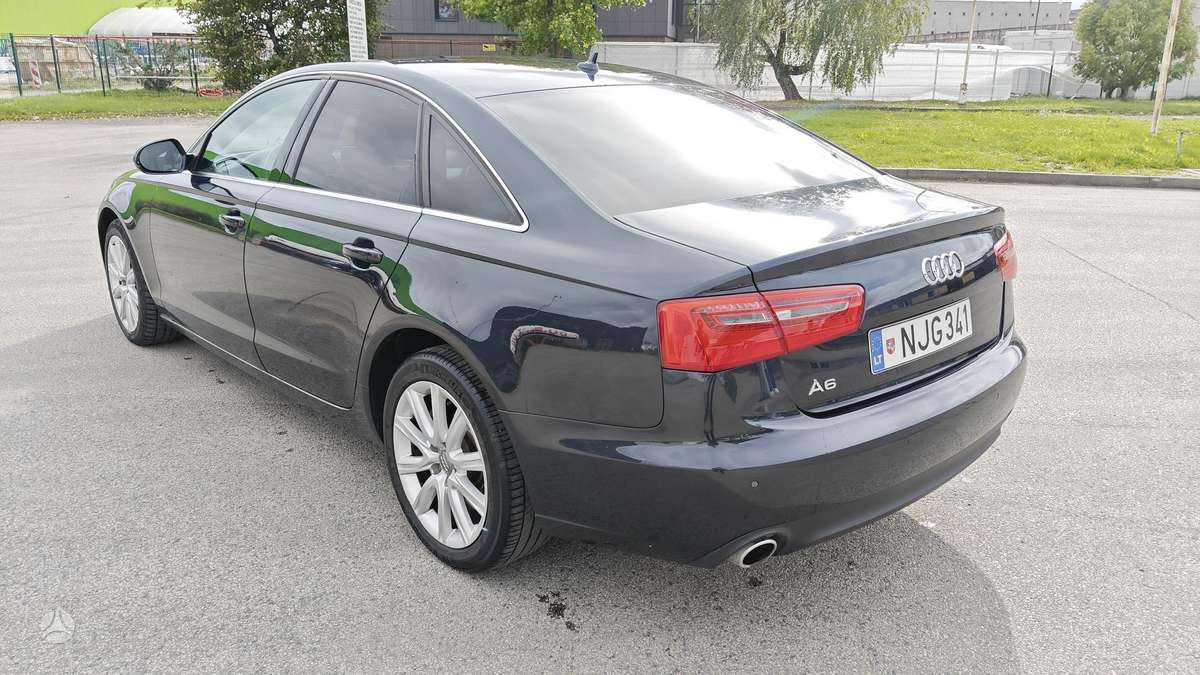 Audi A6, 3.0 l., Седан