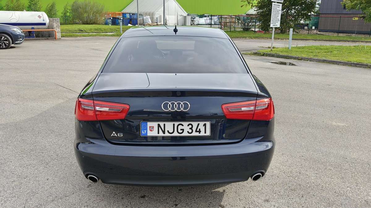 Audi A6, 3.0 l., Седан
