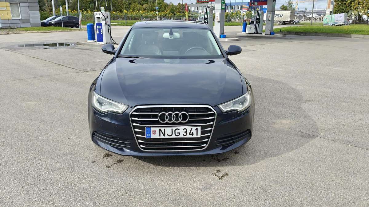 Audi A6, 3.0 l., Седан
